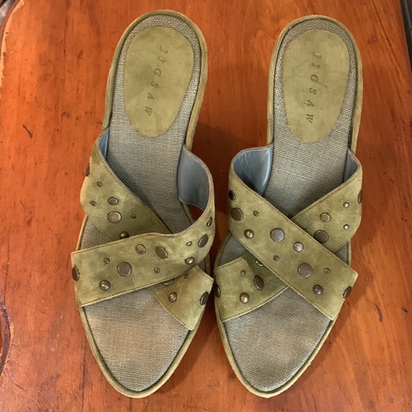 Jigsaw Olive suede platform mules embellished with brass studs in size 39. - Picture 2 of 8